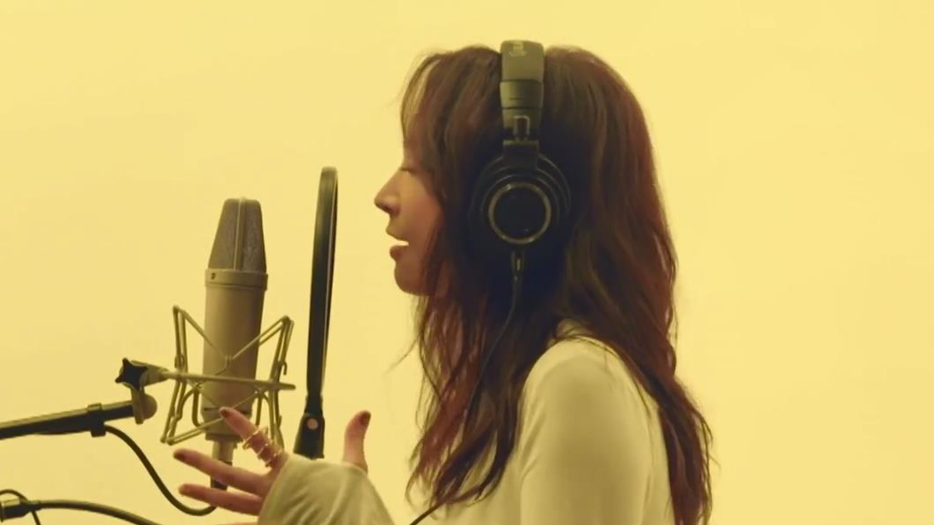 詹雯婷《lydia》不修音一遍过,歌声充满爆发力,引发青春回忆杀