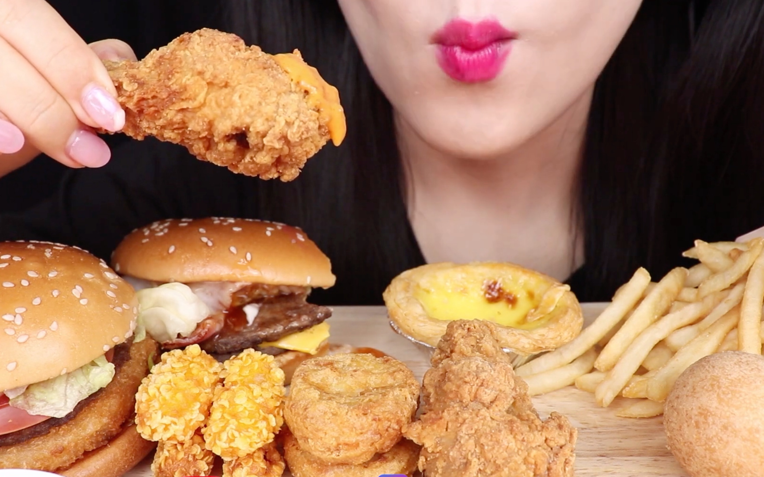 【jane】麦当劳套餐 牛肉汉堡 芝士球 炸鸡|吃播咀嚼音声控