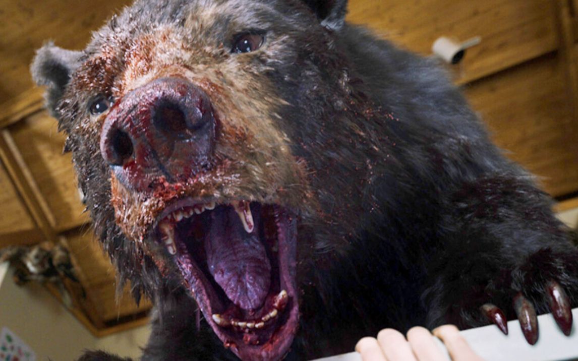 【熊嗨了】血腥版《熊出没》!真实改编的r级恐怖片,重口警告!