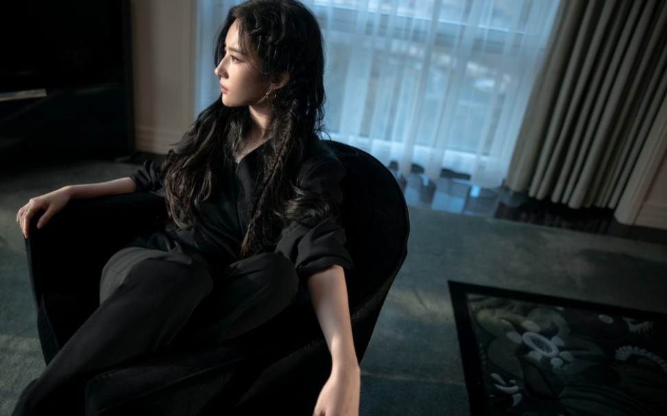 聚光派对刘亦菲鱼骨辫造型