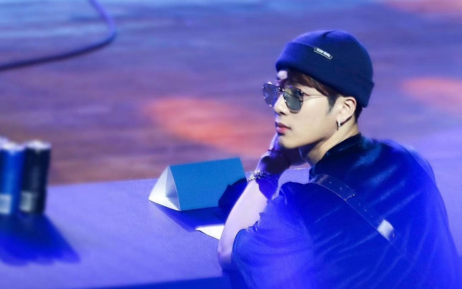 可可怜怜的赵露思,杨超越称自己年纪大了,王嘉尔教跳舞!