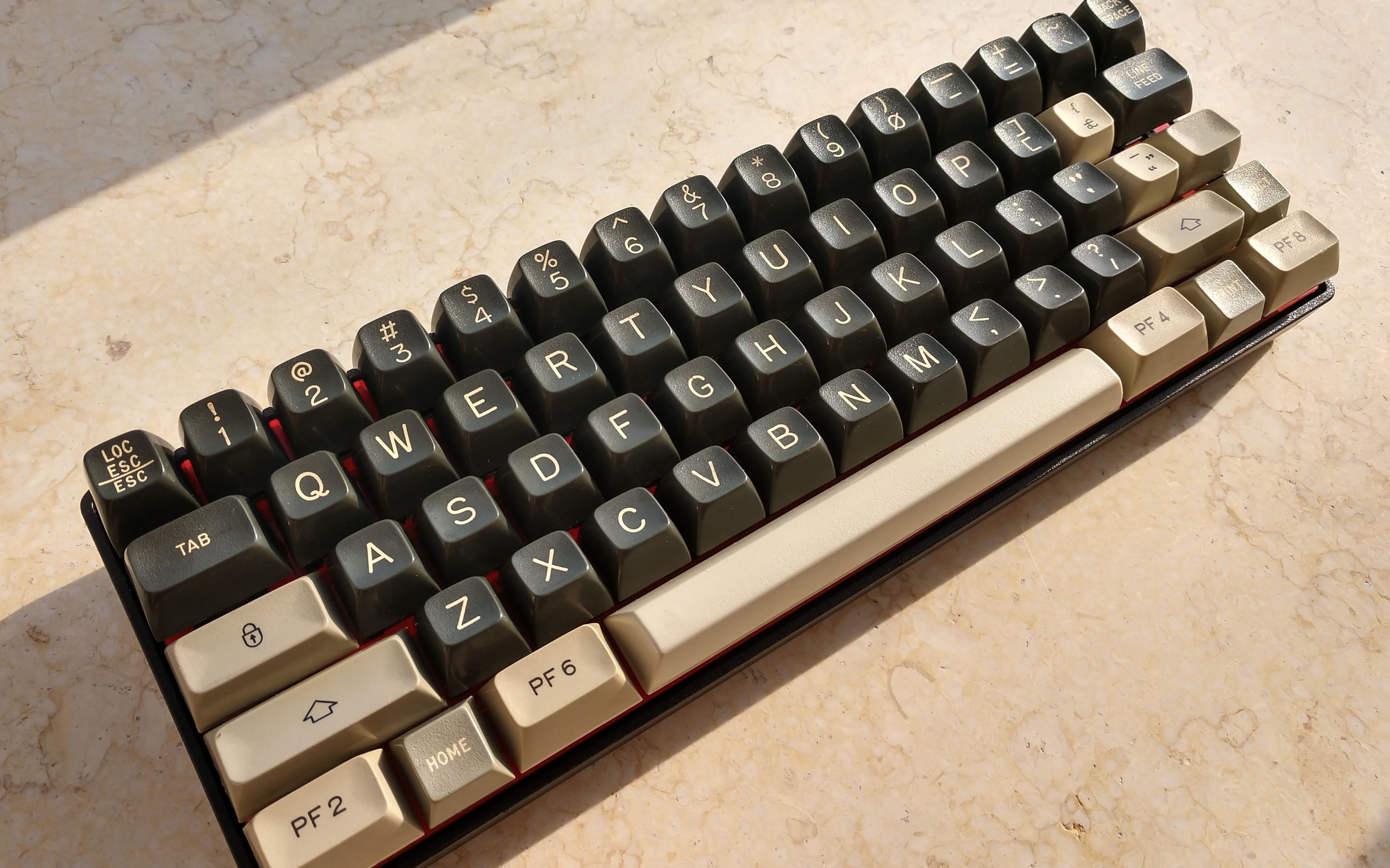 alpsskcc绿轴60键盘打字测试