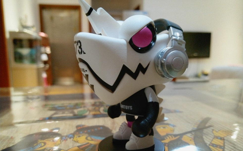 拆了个盲盒_变色龙第三代盲盒