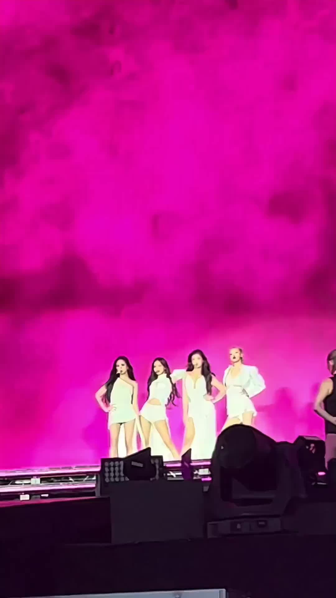 blackpink海德公园开场