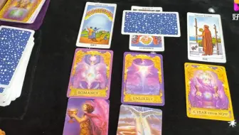 塔罗占卜他有没有想你？他有想过要联系你吗？【现场抽牌占卜】