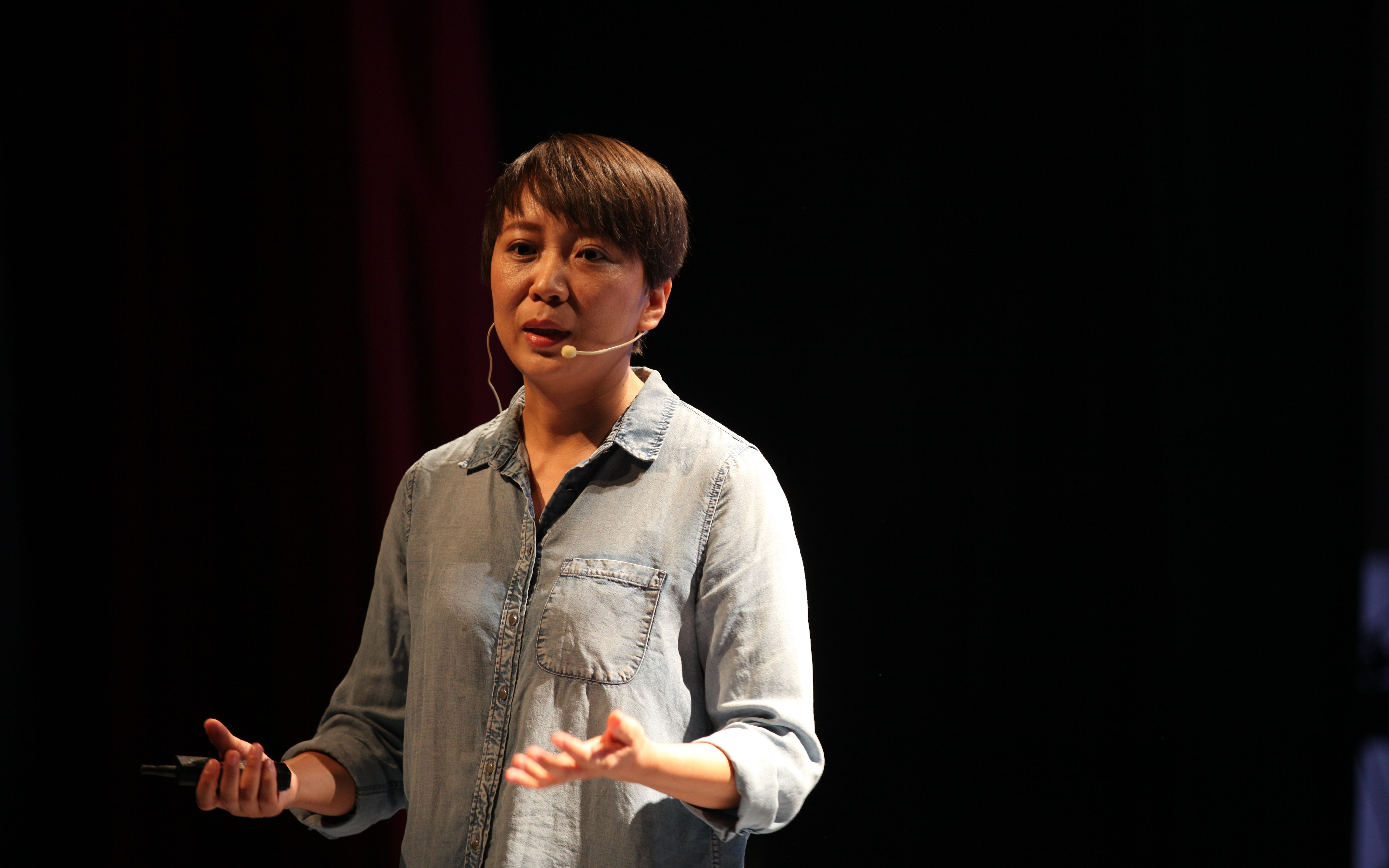 创新,从拆掉图书馆的围墙开始 | 造就talk·娟子_哔哩哔哩_bilibili