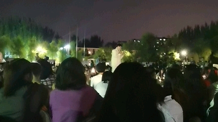 [图]【爱情转移】【富士山下】封校大学生的演唱会时间！