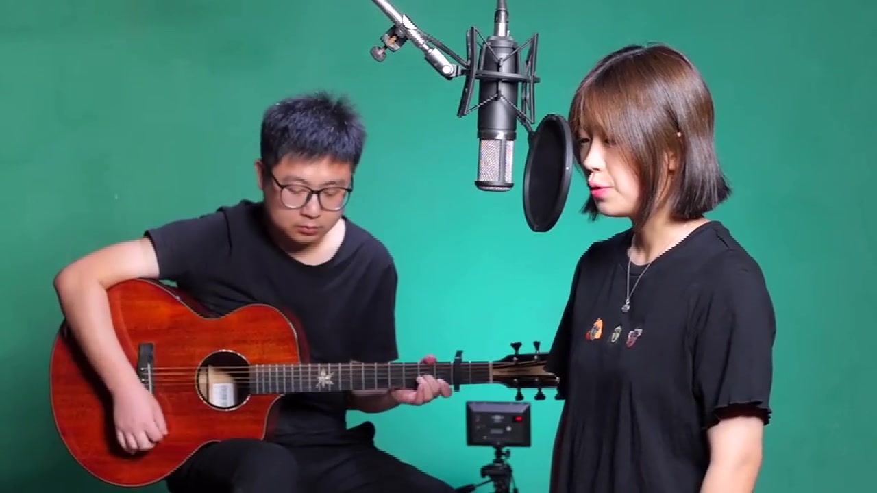 杨胖雨《情深深雨蒙蒙》吉他弹唱