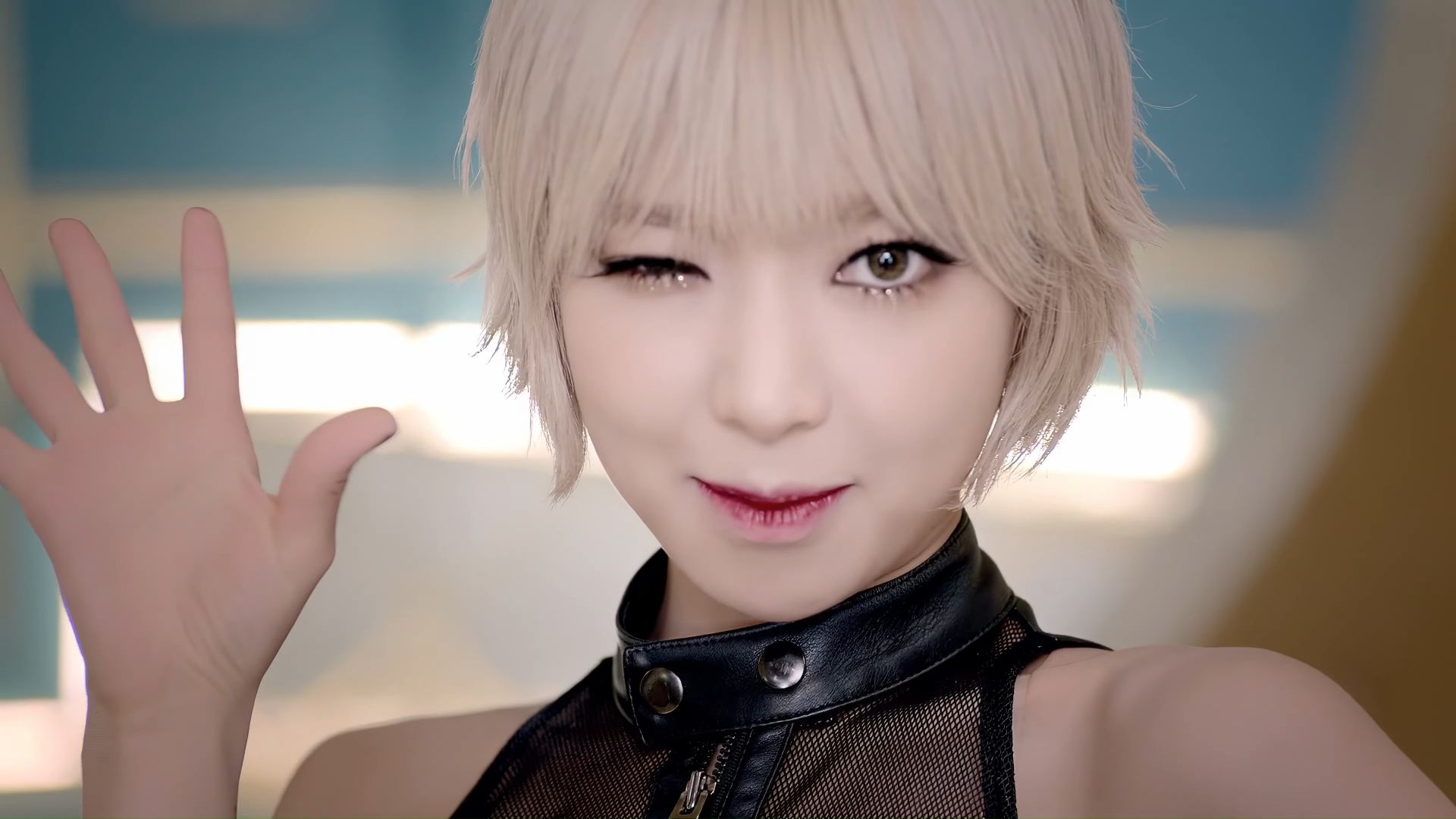 [4K-HiRes无损] AOA 'Like a Cat(사뿐 사뿐)' MV