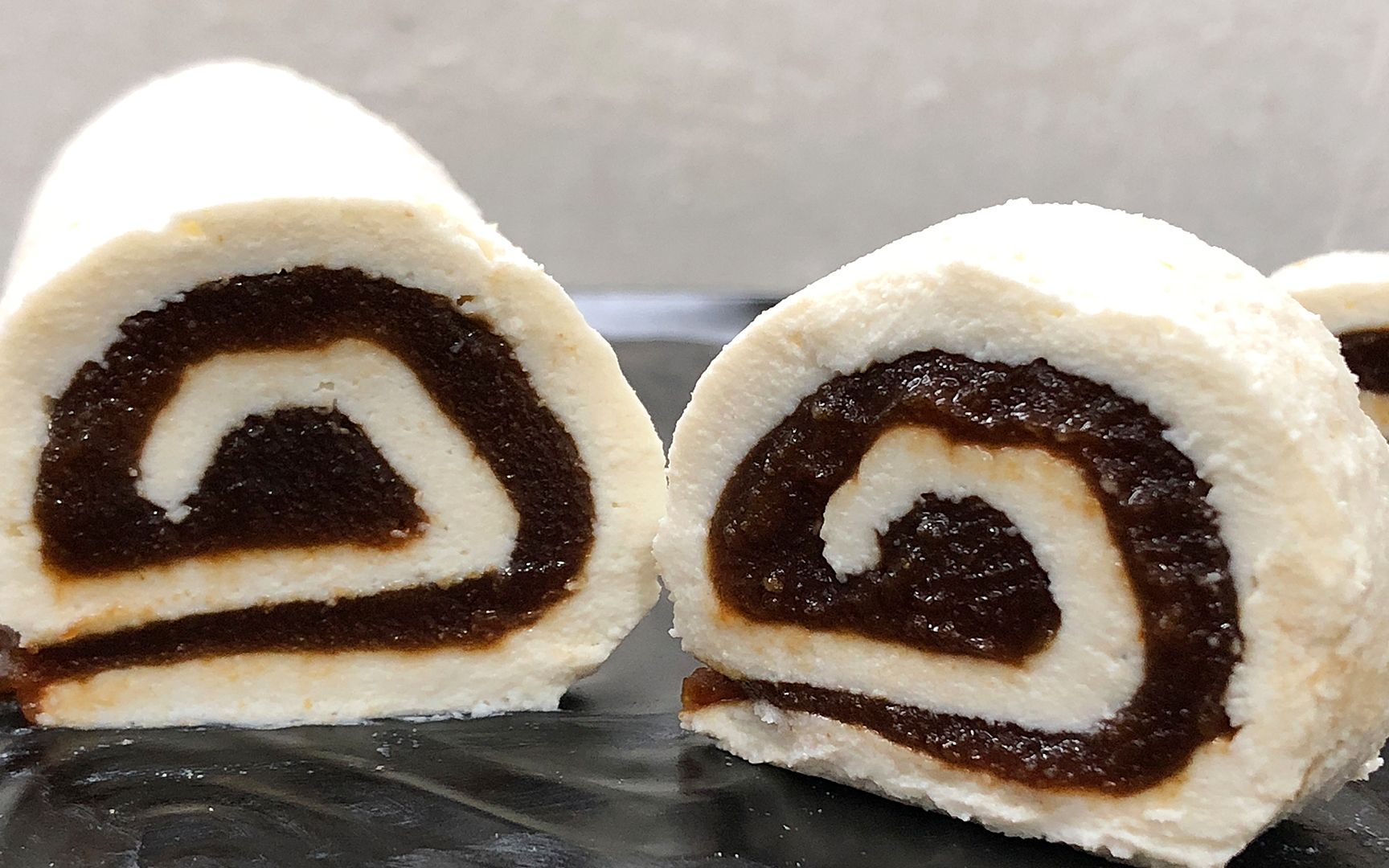 老北京豆沙奶卷,醇香丝滑口感好,浓缩的精华,咬一口真过瘾