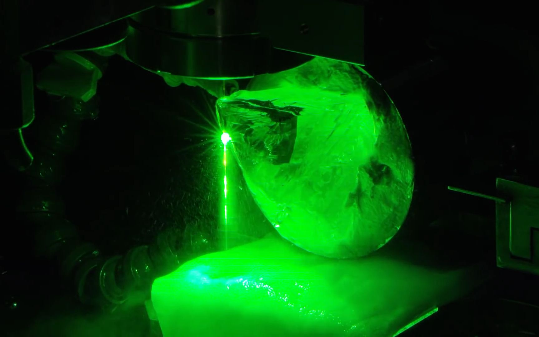 水导激光切割---813克拉大钻石