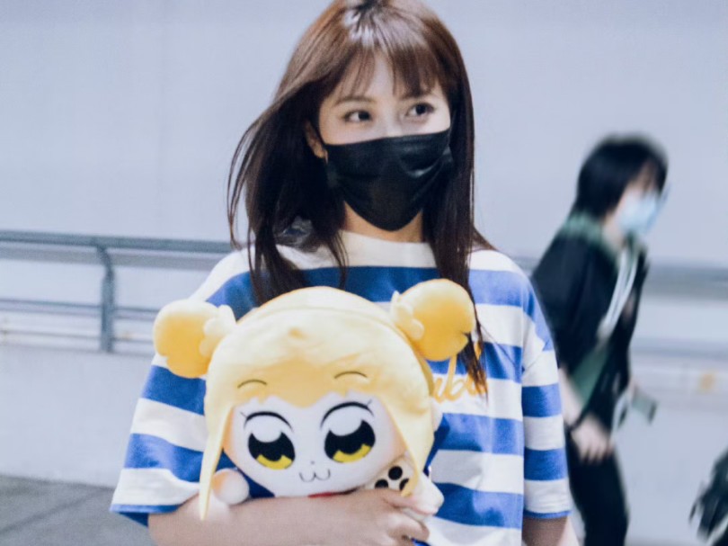 【李艺彤】b站直播回放 回上海咯! 20240517