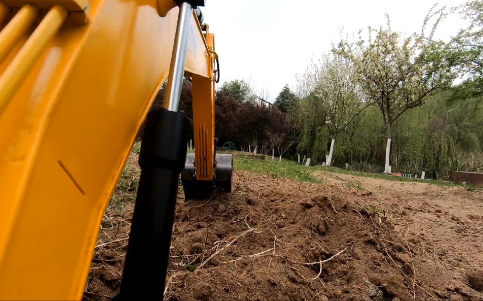 挖挖机施工第一视角_哔哩哔哩_bilibili