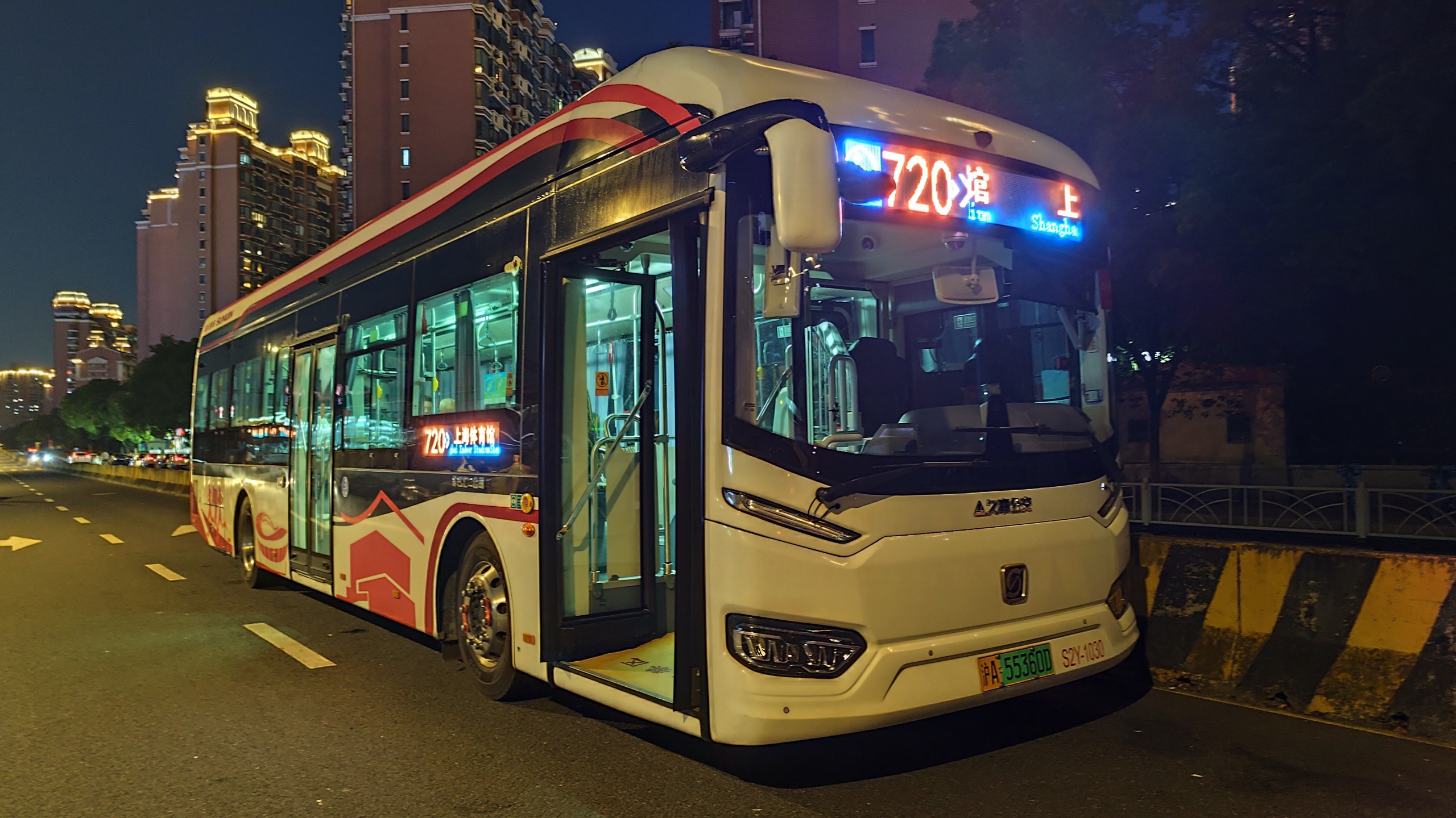 巴士二公司49路车队上海公交720路s2y