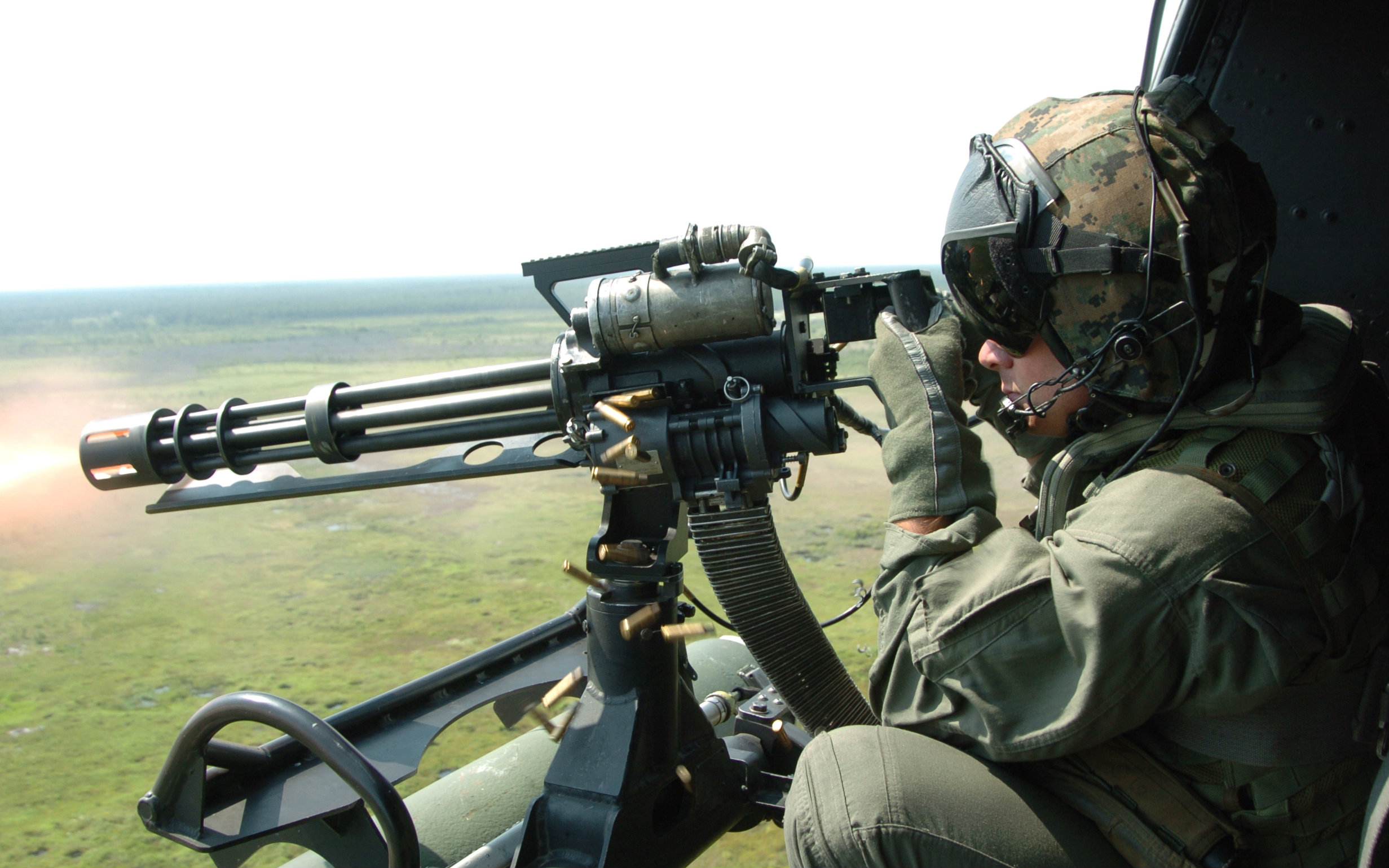 你体验过arma中minigun的火力吗?