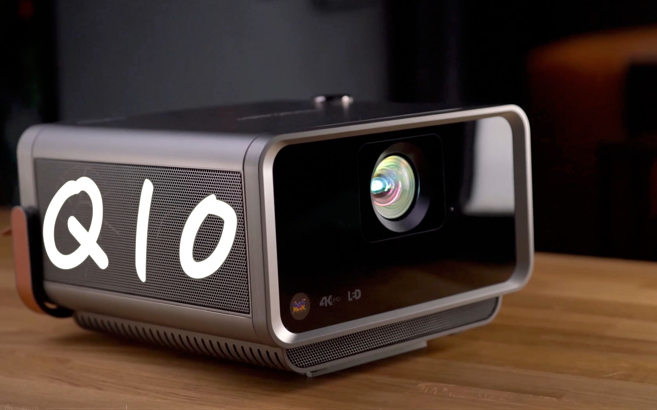 想要大屏高清沉浸式体验游戏电影?直接上优派q10 4k短焦投影仪准没错!