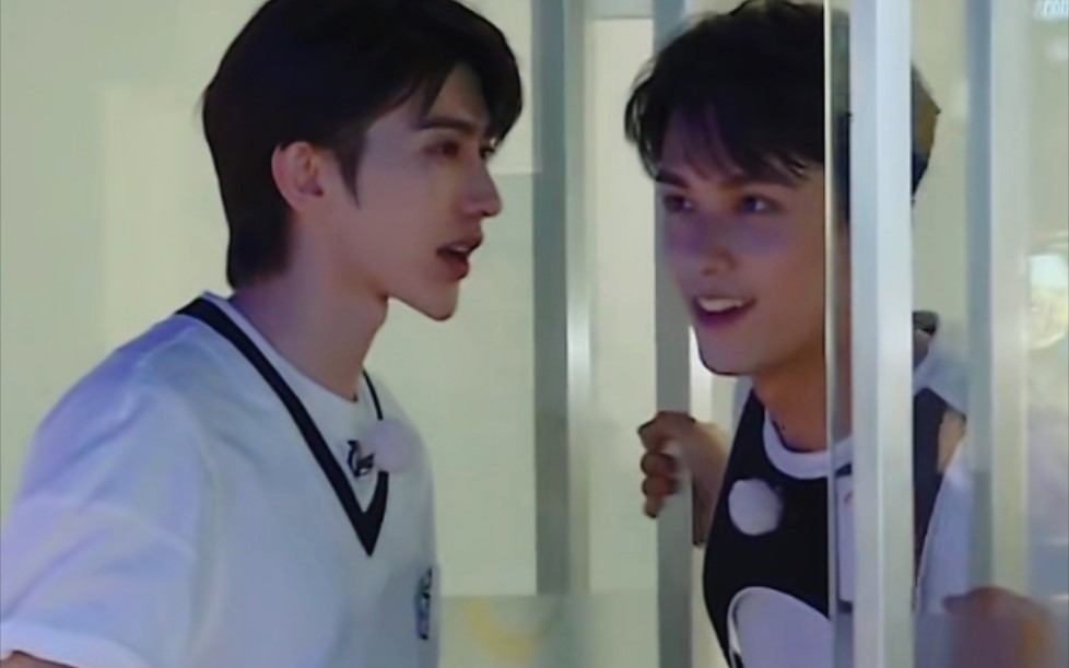 【吴磊×蔡徐坤】去更远的地方,见最亮的光