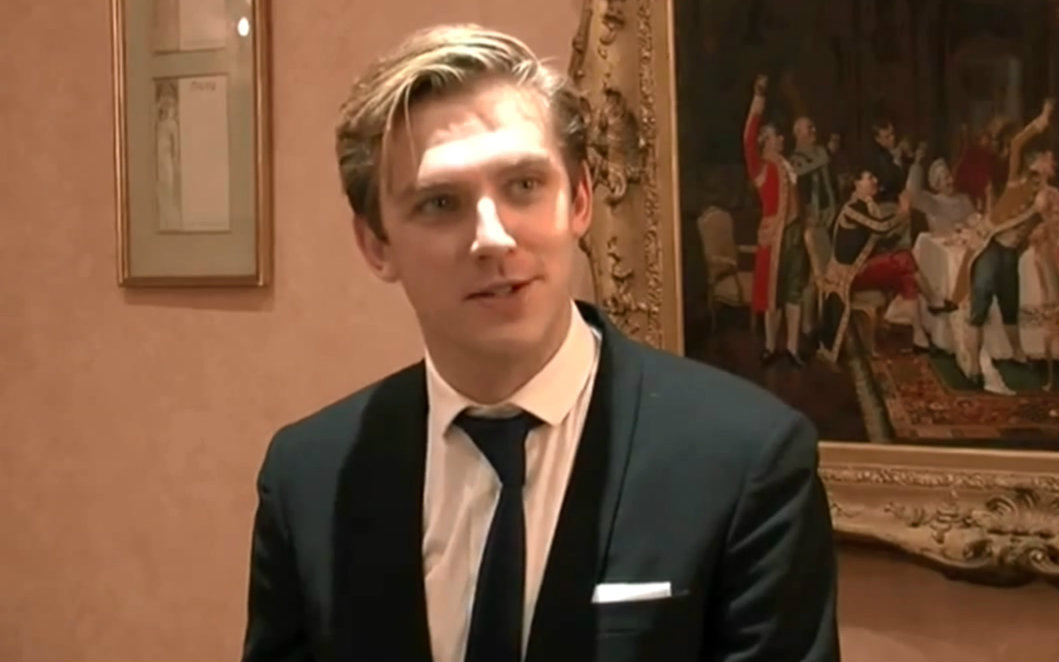 [图]【访谈】Dan Stevens - The Story of Christmas event interview