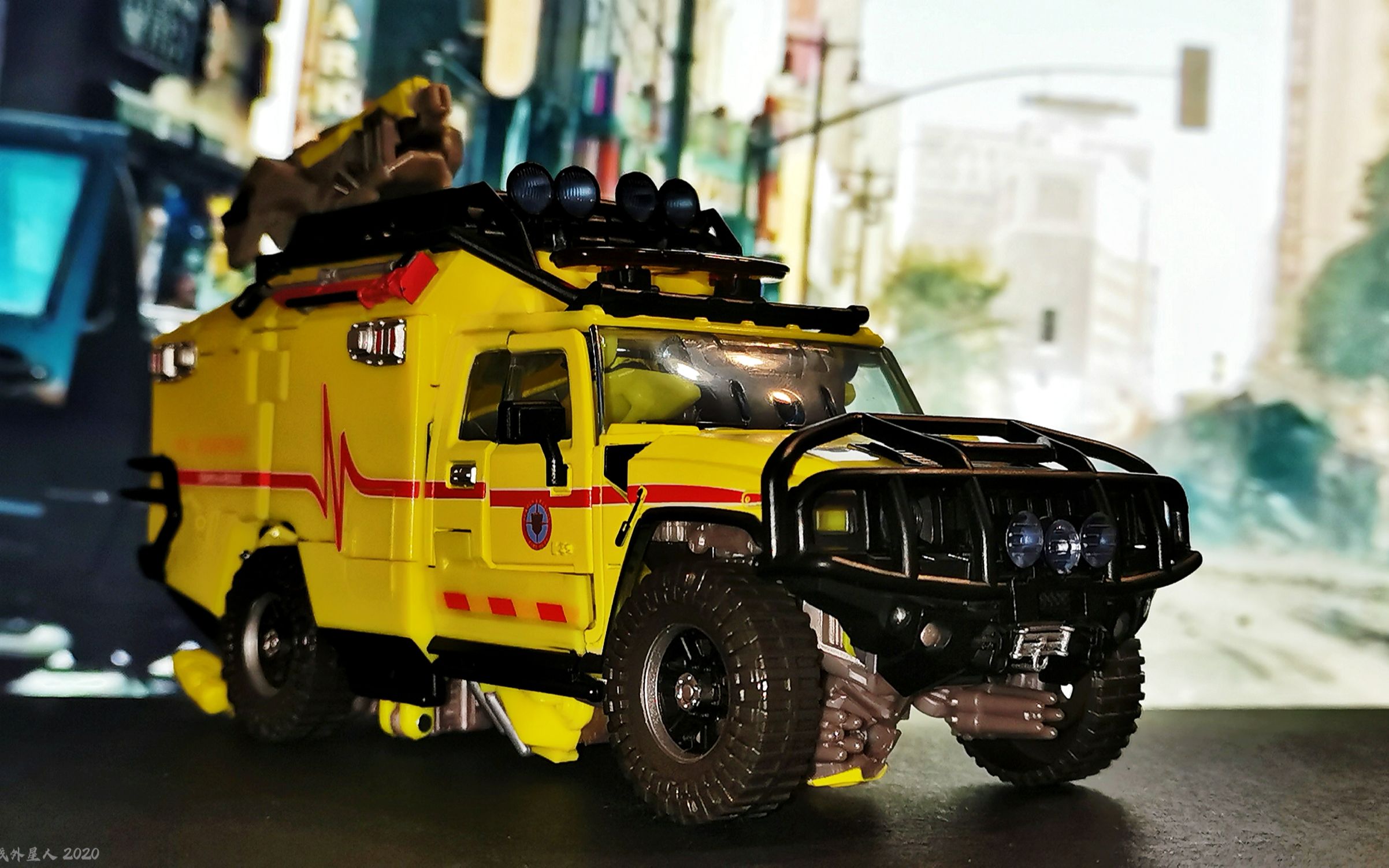 【变形金刚音乐开箱第2期】mpm-11救护车