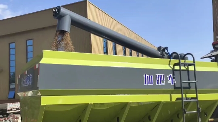 高炮运粮加肥机让您解放双手.