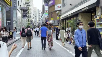 Скачать видео: 【4K HDR】漫步日本—日夜行走在东京街头