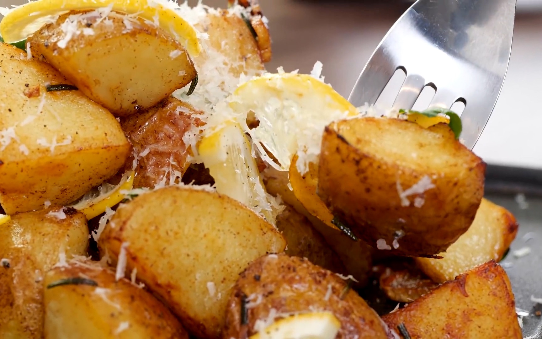 【烹饪食谱】相当好吃的柠檬93炸土豆的下酒菜