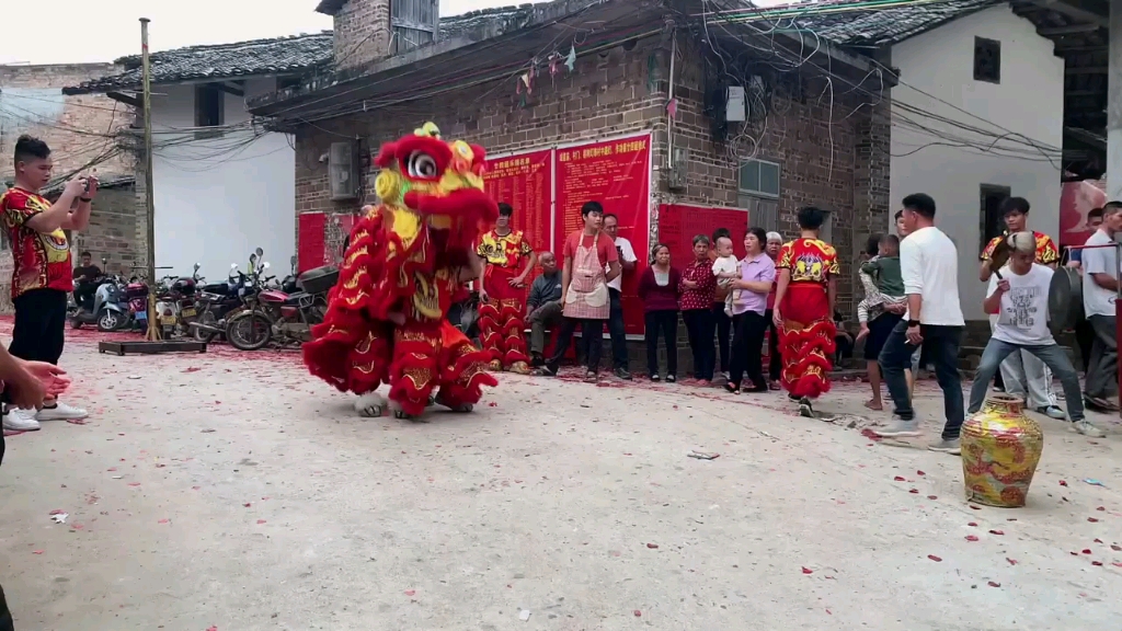 [图]醉狮祝贺新婚快乐！非物质文化遗产