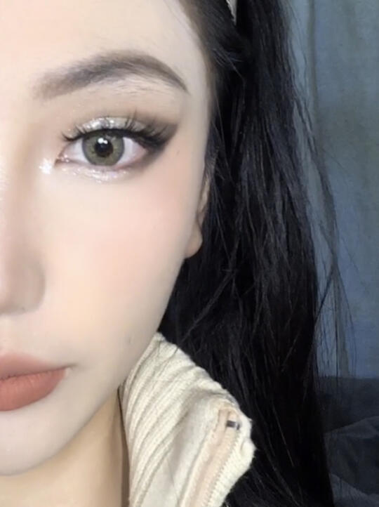 婊妹的60秒快速眼妆