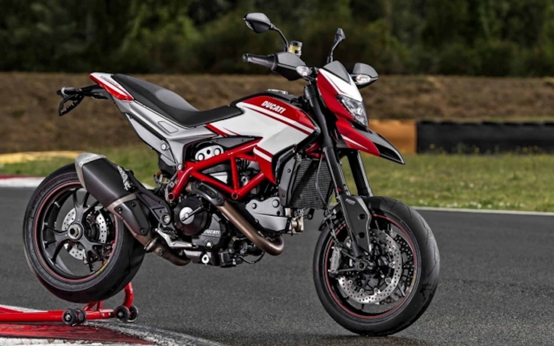 ducati hypermotard sp 杜卡迪 意大利 跑山