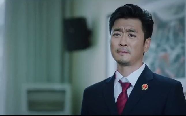 沈广军被狱友打骨折   典狱长怕事大  不去医院