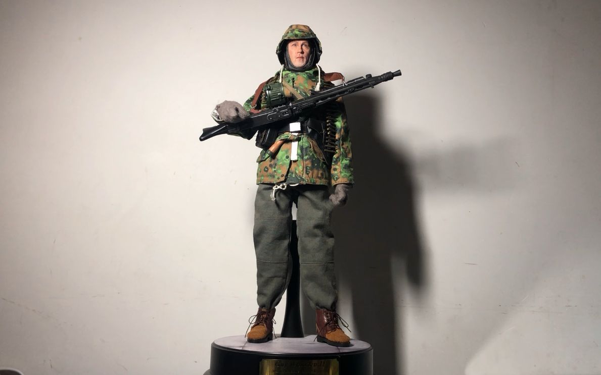 活动  1/6兵人二战德国ss代理下士(mg42机枪手)