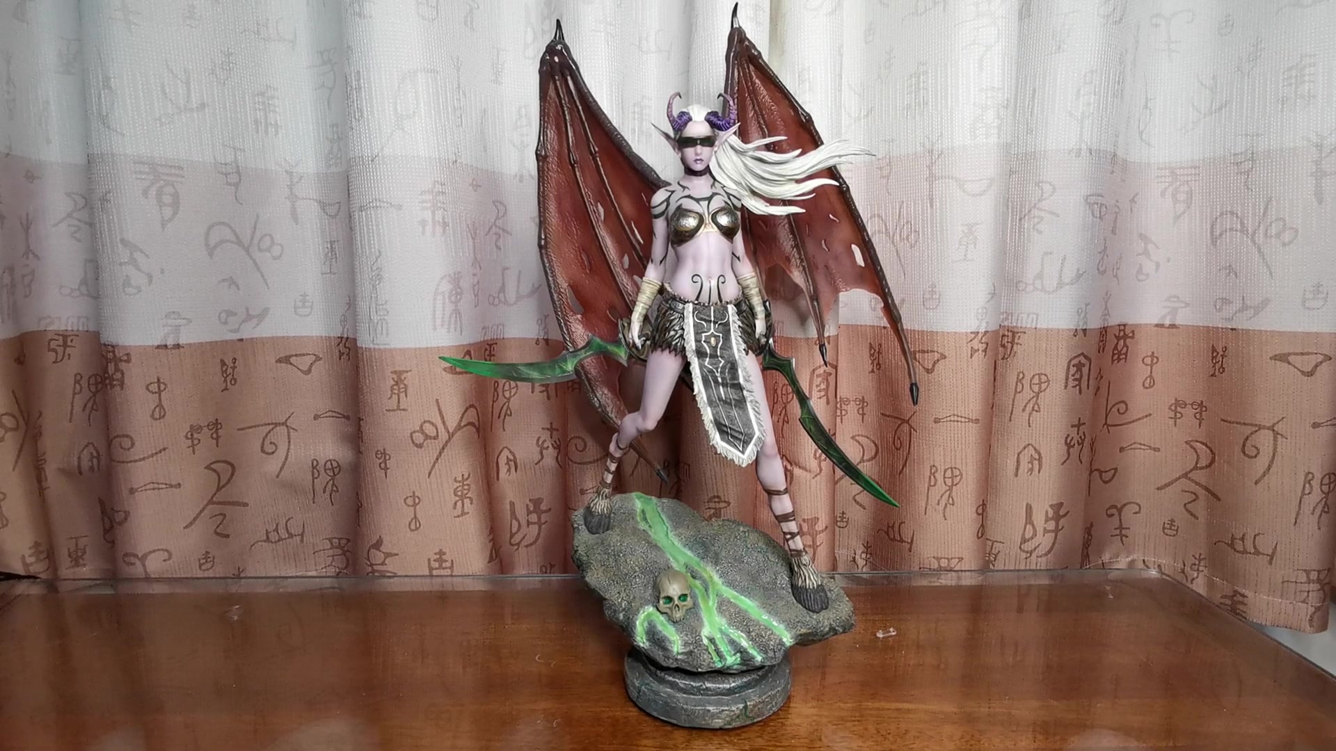 为了伊利达雷!(上)阿林模玩-女恶魔猎手雕像