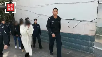 Tải video: 西昌警方破获酒托诈骗案 作案团伙将欺骗受害者称为“宰猪”