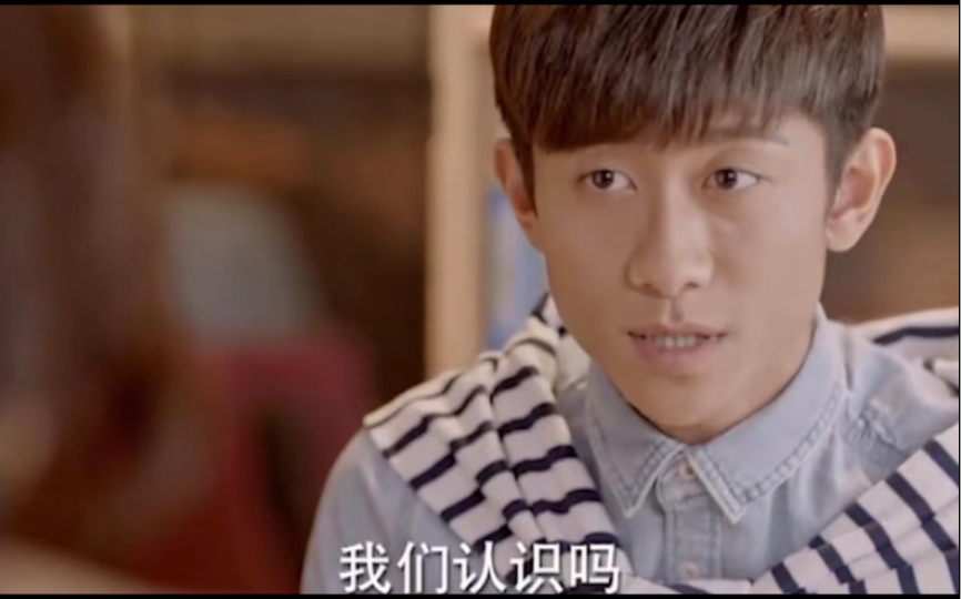 本该大好年华,青春洋溢,却发现体内存在另一个自己.