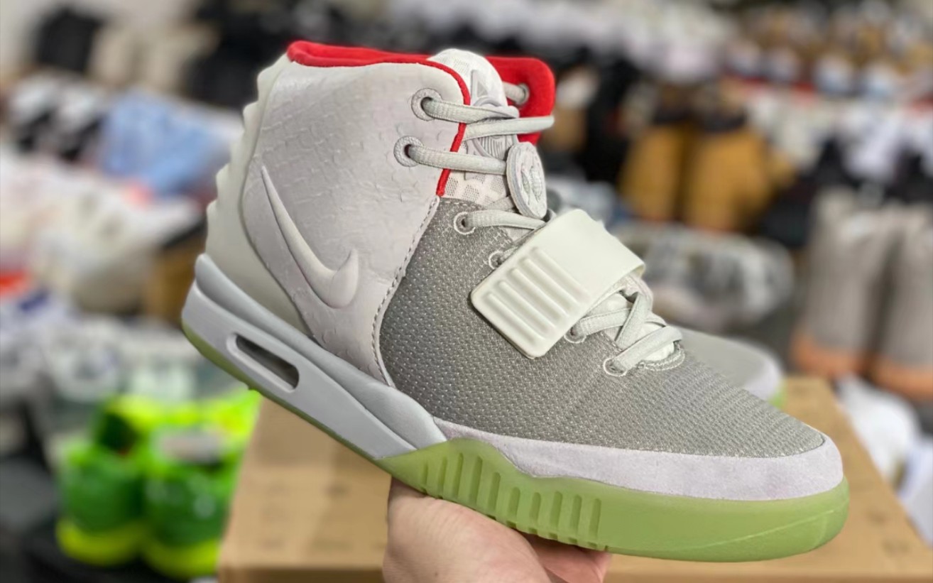 发货实拍 nike air yeezy 2 nrg kanye west 灰白