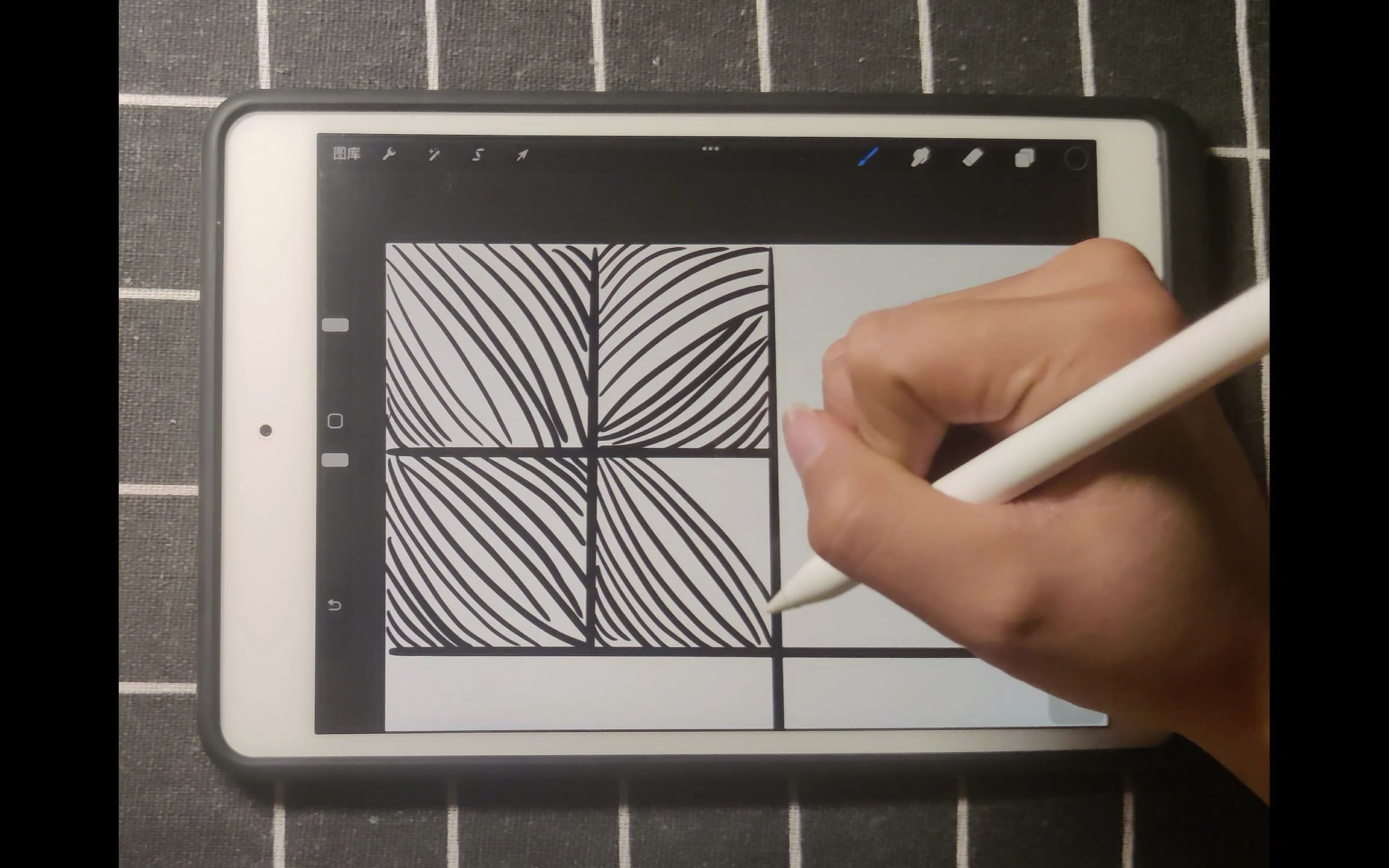 ipad绘画控笔联系用ipad也能练习控笔噢动起来试试吧