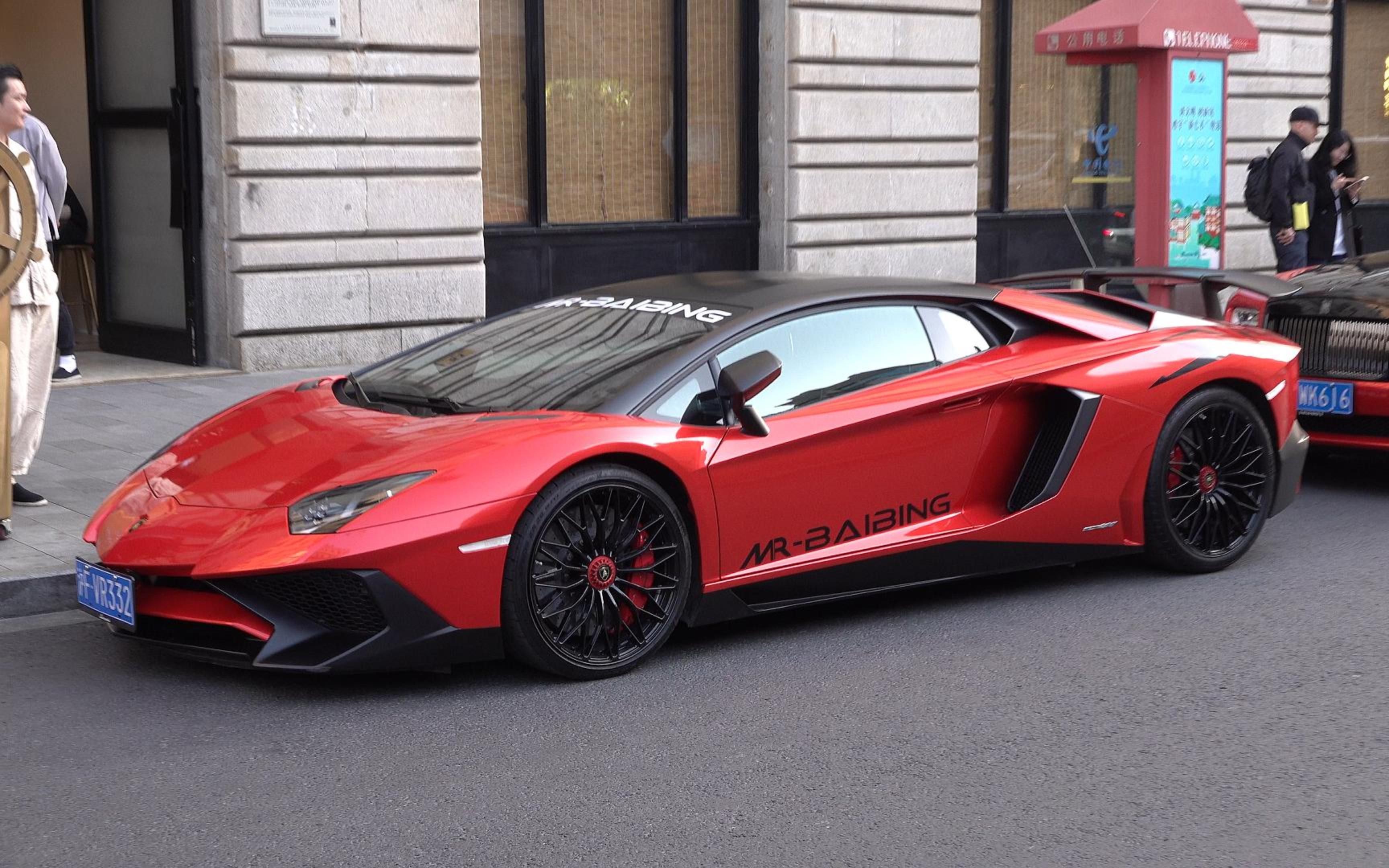 外滩街拍!白冰兰博基尼750sv,sf90,458sp