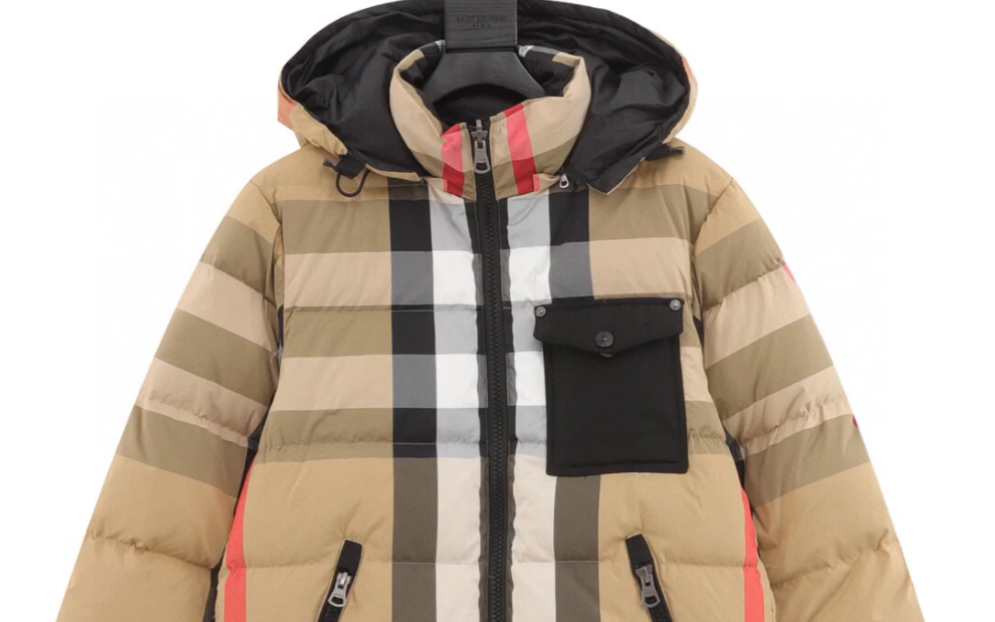 说一下高仿burberry巴宝莉21fw大格纹两面穿羽绒服