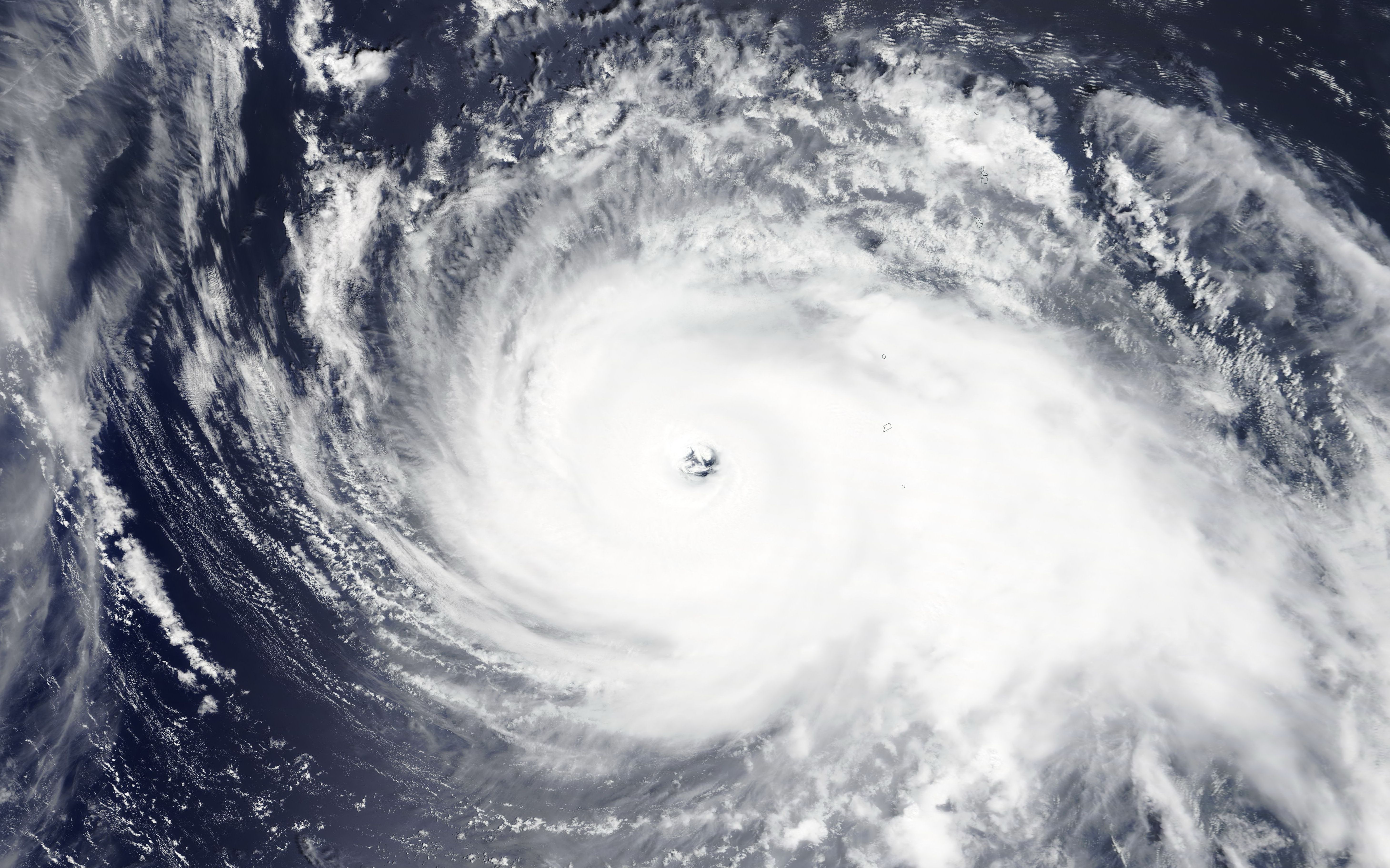 【卫星云图】西北太平洋台风西马仑