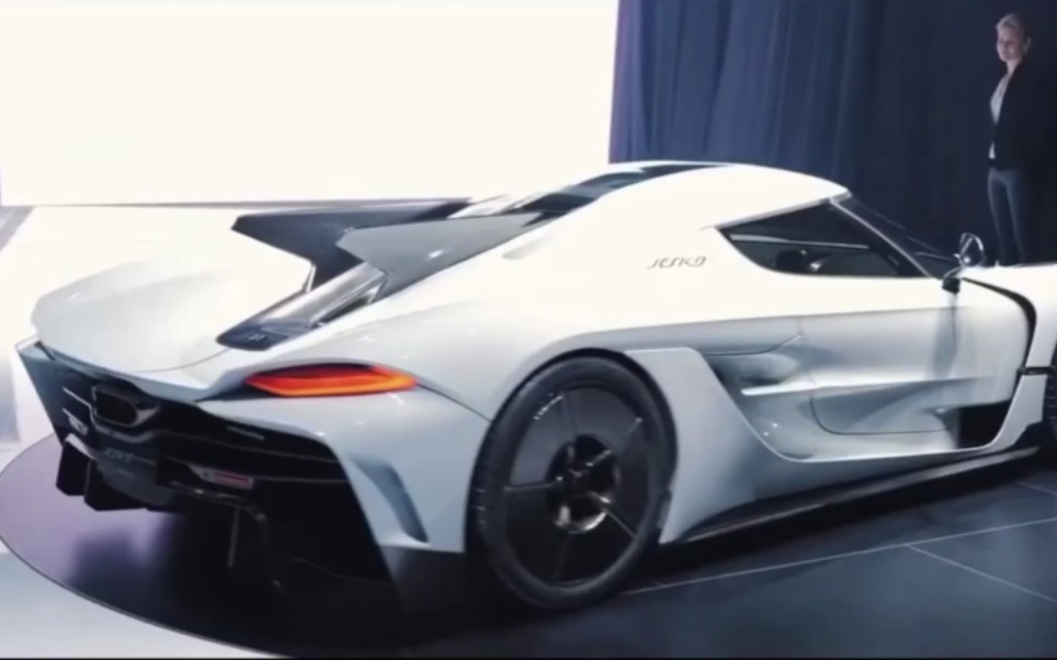 柯尼塞格发布最新最强车型jesko absolut