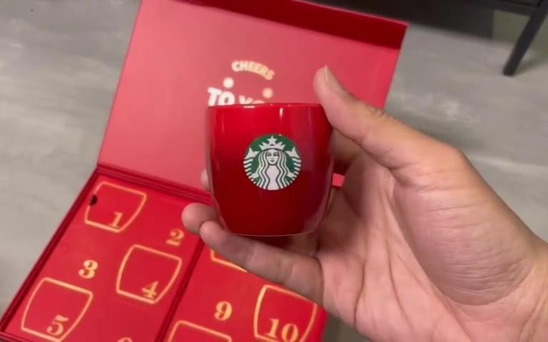 星巴克圣诞盲盒开箱