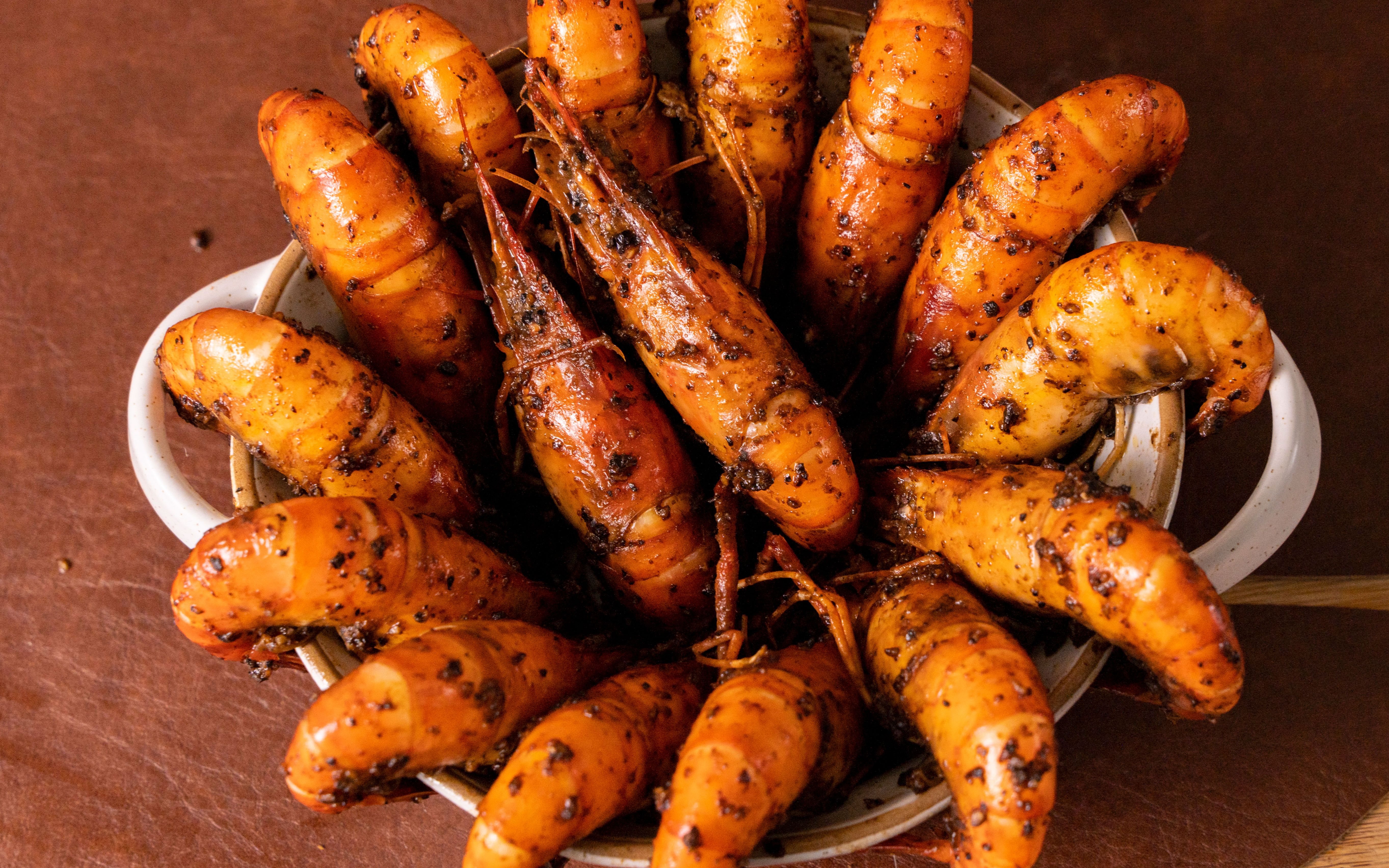 懒人专属胡椒虾配方,热辣鲜香!