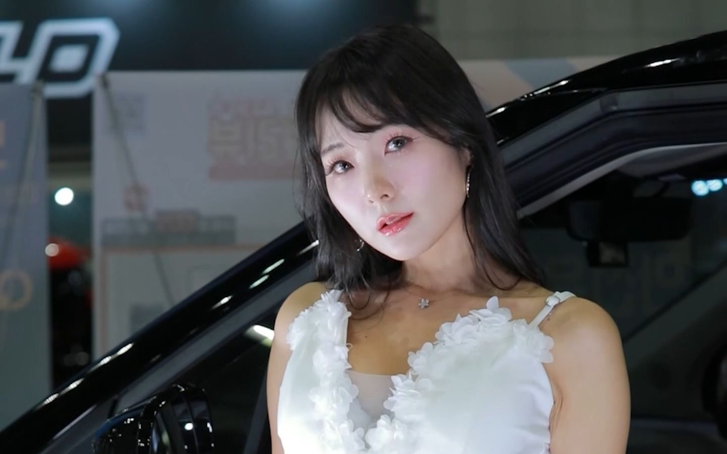 韩国美女比基尼车模图片