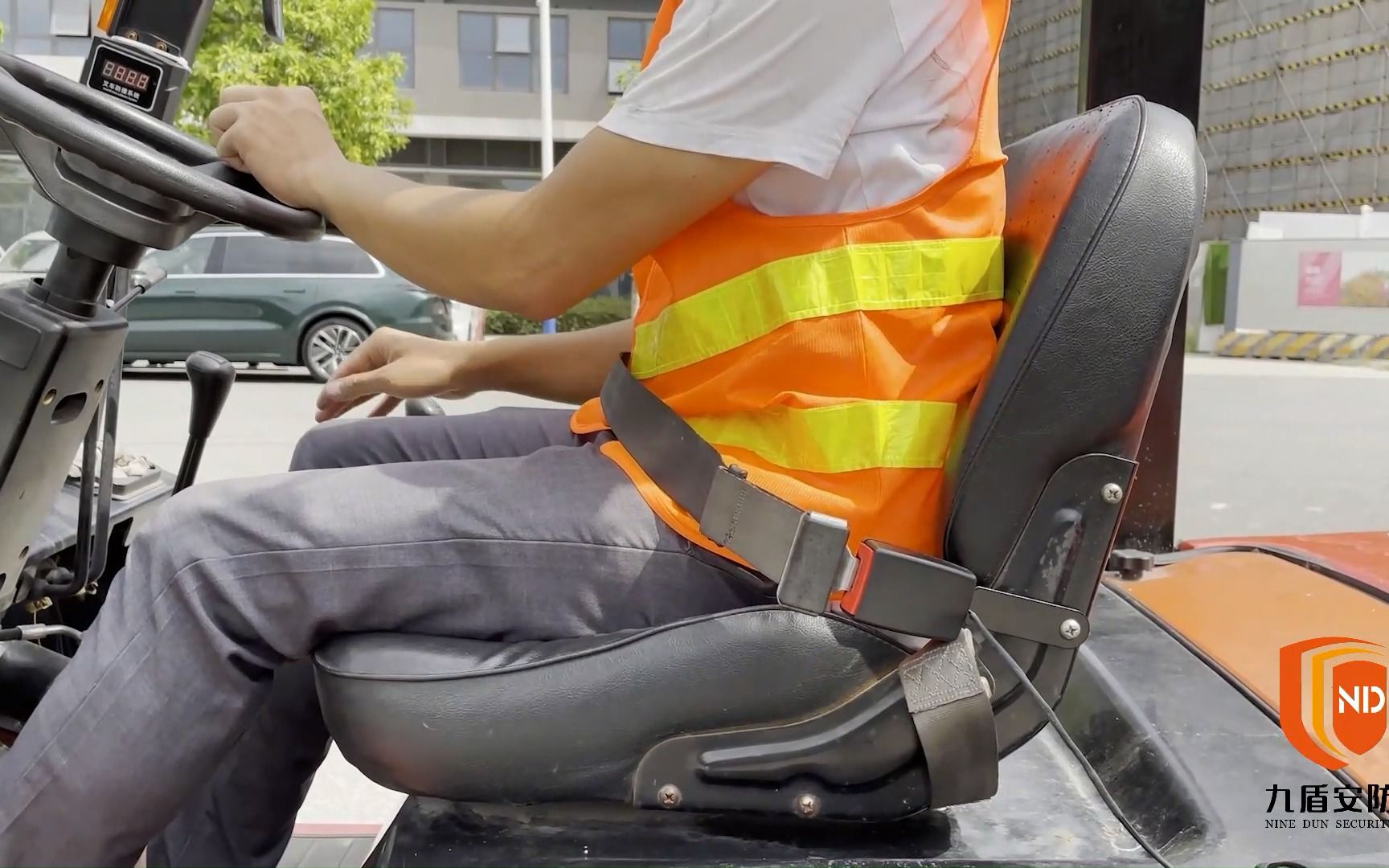 叉车安全配件——叉车安全带报警器,倒车/转向语音提示