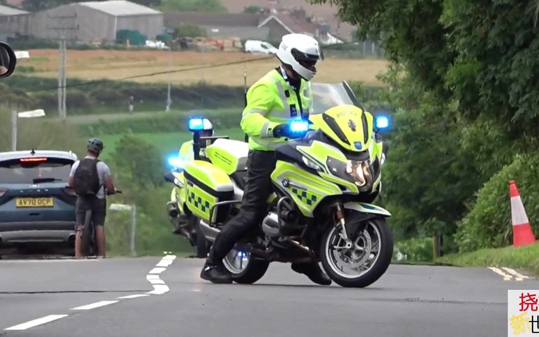 英国摩托车护卫队护送外国政要