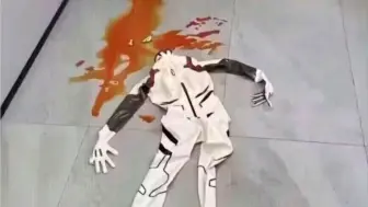 下载视频: cosplay真是害人不浅，孩子都被害的不成人样了！！！