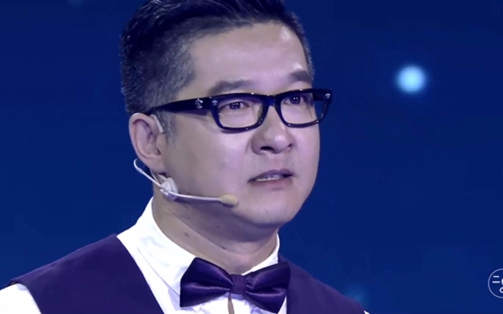 一个男人对三个女人的爱看哭了