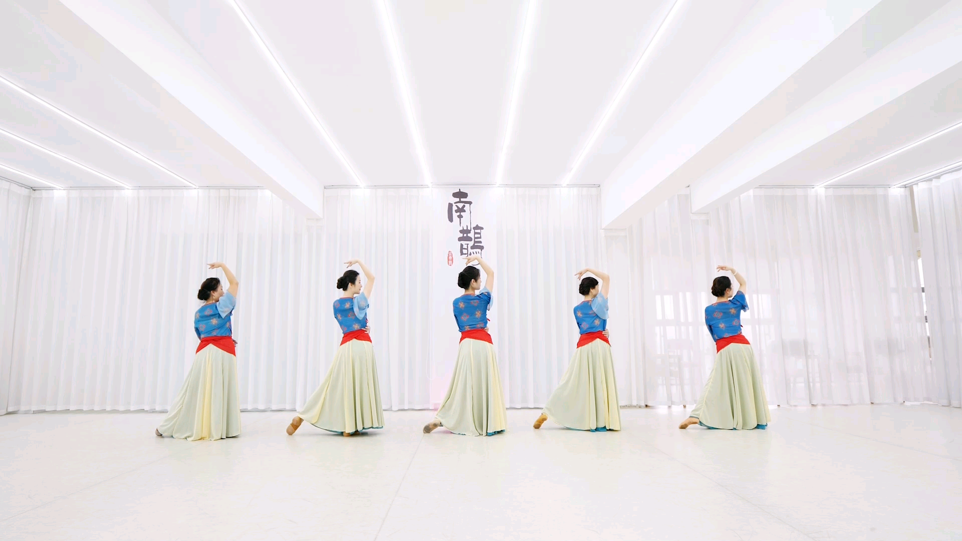 【南鹊古典舞社】-〔小乐舞〕三月三日天气新,长安水边多丽人态浓意远