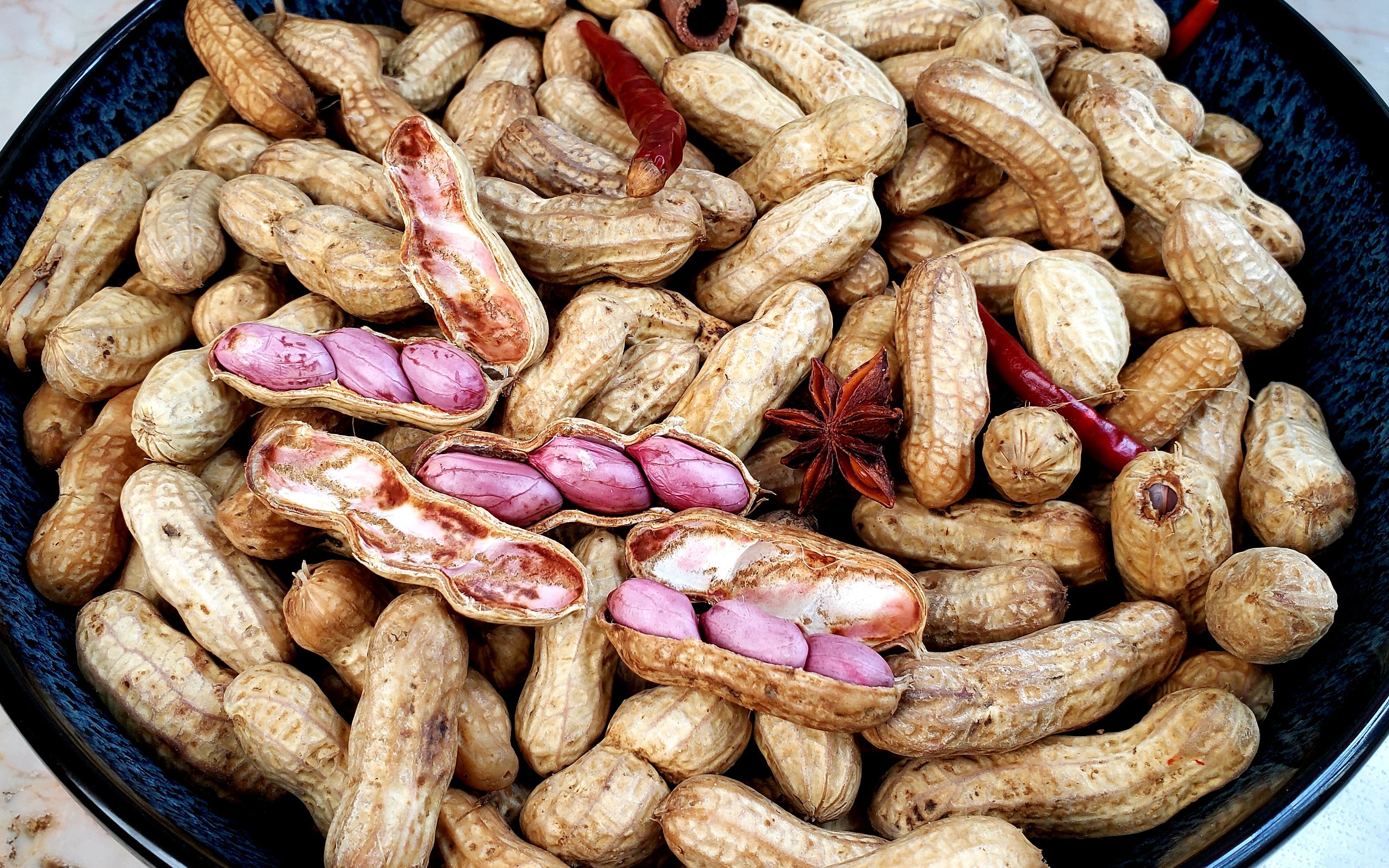 新鲜花生一定要试试这样做,颗颗入味,比买的好吃