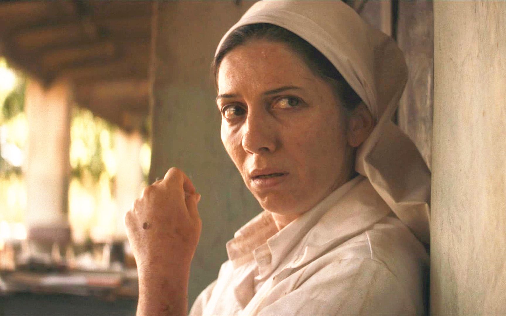 得知自己感染埃博拉病毒,修女眼睛里充满了绝望,《血疫》第三集_哔哩